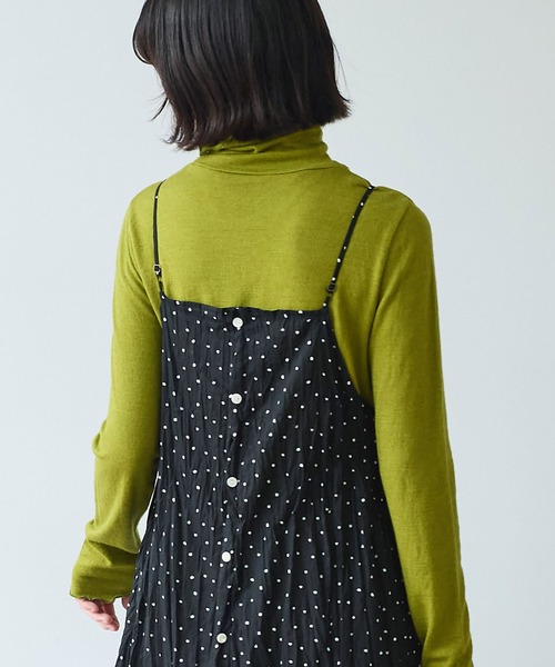 bulle de savon（ビュルデサボン）の「△ウール/シルク 製品染め タートルプルオーバー（Tシャツ/カットソー・レディース・オレンジ/ブラウン/ピンク/グリーン/カーキ/ブルー・FREE）」の9枚目の写真