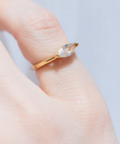 ear PAPILLONNER（イアパピヨネ）の「《金属アレルギー対応/ステンレス》マーキスジルコニアリング（リング・レディース・シルバー/ゴールド・13）」の8枚目の写真