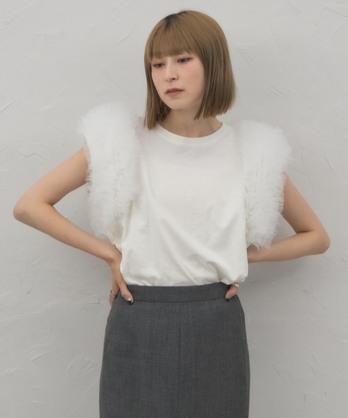 leimn(レイムン)の「フリルチュールスリーブトップス(Tシャツ/カットソー・レディース・ブラック/チャコールグレー/ホワイト・M)」の1枚目の写真