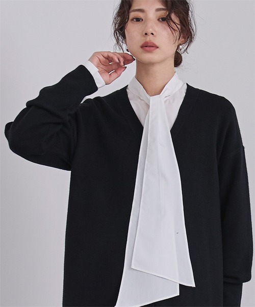 UR'S(ユアーズ)の「Vネックロングニットカーディガン/ワンピース(ワンピース・レディース・チャコール/ベージュ/ブラック・M/L/S)」の6枚目の写真