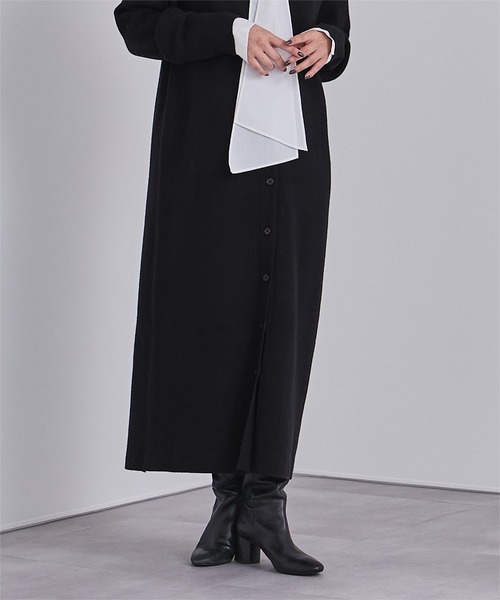 UR'S(ユアーズ)の「Vネックロングニットカーディガン/ワンピース(ワンピース・レディース・チャコール/ベージュ/ブラック・M/L/S)」の7枚目の写真