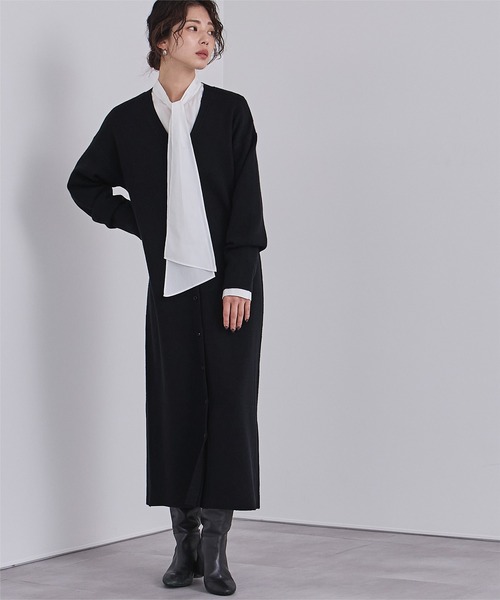 UR'S(ユアーズ)の「Vネックロングニットカーディガン/ワンピース(ワンピース・レディース・チャコール/ベージュ/ブラック・M/L/S)」の8枚目の写真