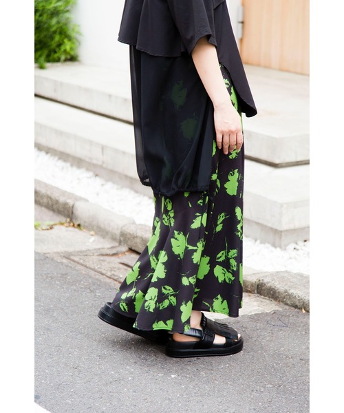 OSMOSIS（オズモーシス）の「プリントセミマーメイドスカート（スカート・レディース・ブラック×ホワイト/ブラック×グリーン・ONE SIZE）」の20枚目の写真