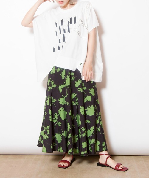OSMOSIS（オズモーシス）の「プリントセミマーメイドスカート（スカート・レディース・ブラック×ホワイト/ブラック×グリーン・ONE SIZE）」の10枚目の写真