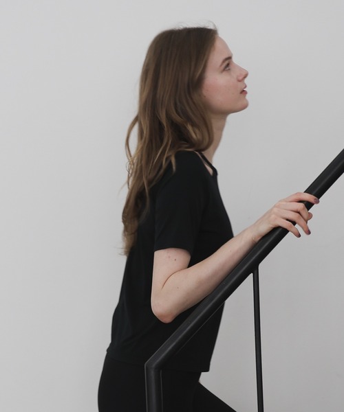 Julier Yoga and Relax(ジュリエヨガアンドリラックス)の「Julier ライトプライムデザイントップス(Tシャツ/カットソー・レディース・ホワイト/ブラック/ブルー・FREE)」の16枚目の写真