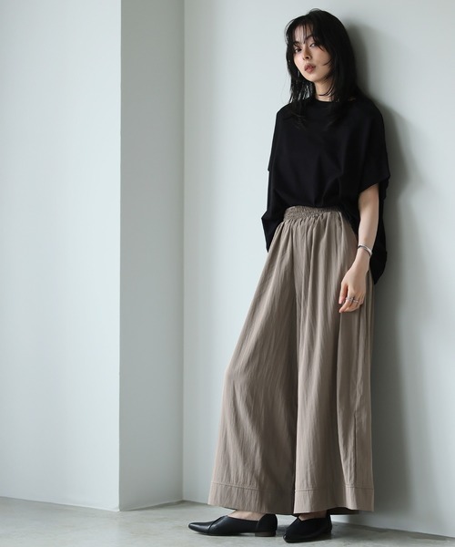 itto...（イット）の「ナチュラルワッシャーワイドパンツ（スラックス・レディース・ブラック/カーキ/サンドグレー・M）」の14枚目の写真