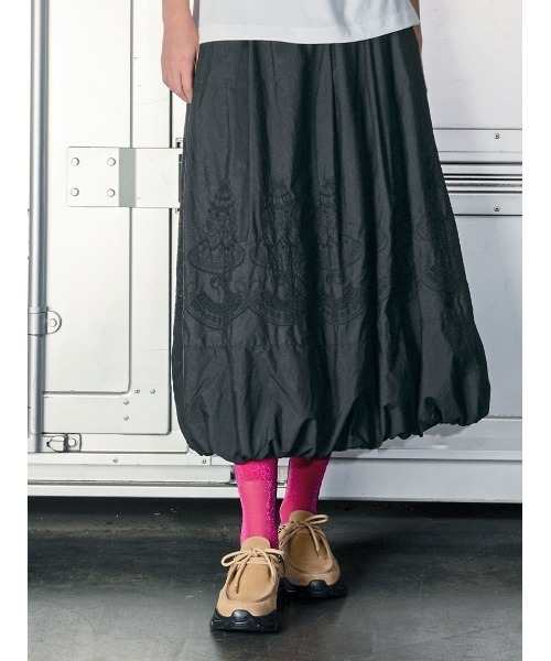 H.A.K(ハク)の「120/2ブロード ケーキ柄レースバルーンスカート(裏地付き)(スカート・レディース・ブラック/ホワイト・FREE)」の2枚目の写真