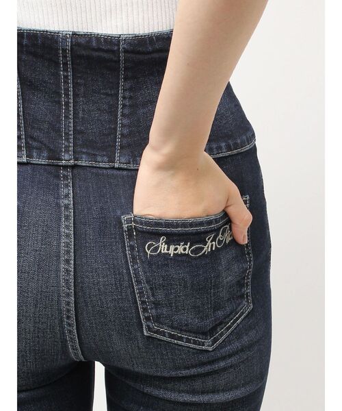 GYDA(ジェイダ)の「ハイウエスト STUPID IN RICH embroideryスキニーデニムパンツ(デニムパンツ・レディース・インディゴブルー/ライトブルー・X-SMALL/SMALL/MEDIUM)」の20枚目の写真