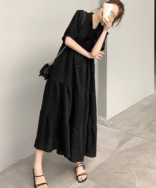 Miniministore(ミニミニストア)の「リボンタイ ティアードワンピースミモレ丈(ワンピース・レディース・ブラック・M/XL/L)」の3枚目の写真