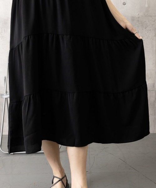 Miniministore(ミニミニストア)の「リボンタイ ティアードワンピースミモレ丈(ワンピース・レディース・ブラック・M/XL/L)」の18枚目の写真