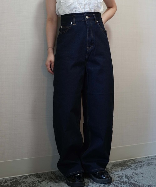 ZOZOMARKET（ゾゾマーケット）の「ZOZOMARKET by aoi - ハイウエストワイドカーブデニム（デニムパンツ・レディース・ネイビー・マルチサイズ）」の4枚目の写真