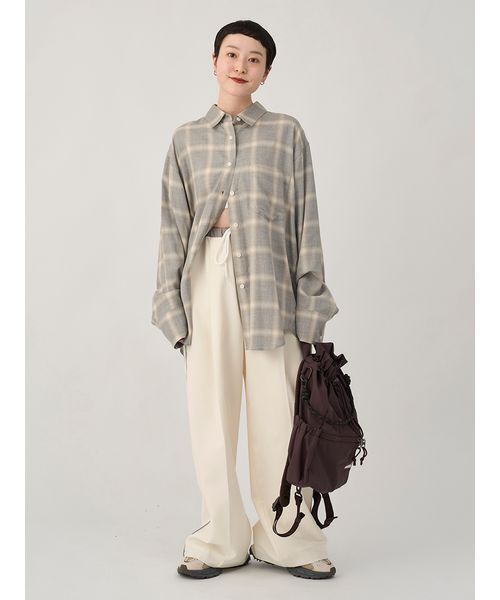 emmi（エミ）の「チェックオーバーシャツ（シャツ/ブラウス・レディース・ネイビー/ブラック/グレー・F）」の12枚目の写真