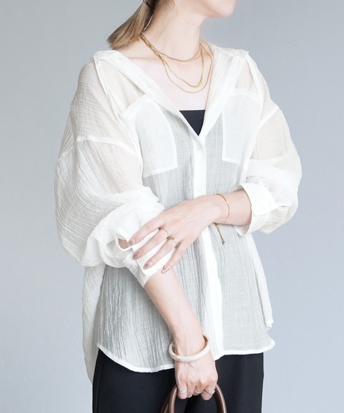 reca（レカ）の「クリンクル加工フード付きシアーシャツ（シャツ/ブラウス・レディース・ブラウン/オフホワイト/ブラック/ブルー/イエロー・FREE）」の21枚目の写真