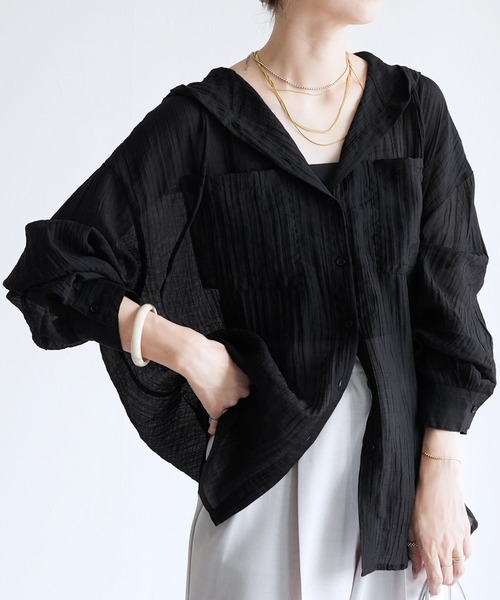 reca（レカ）の「クリンクル加工フード付きシアーシャツ（シャツ/ブラウス・レディース・ブラウン/オフホワイト/ブラック/ブルー/イエロー・FREE）」の18枚目の写真
