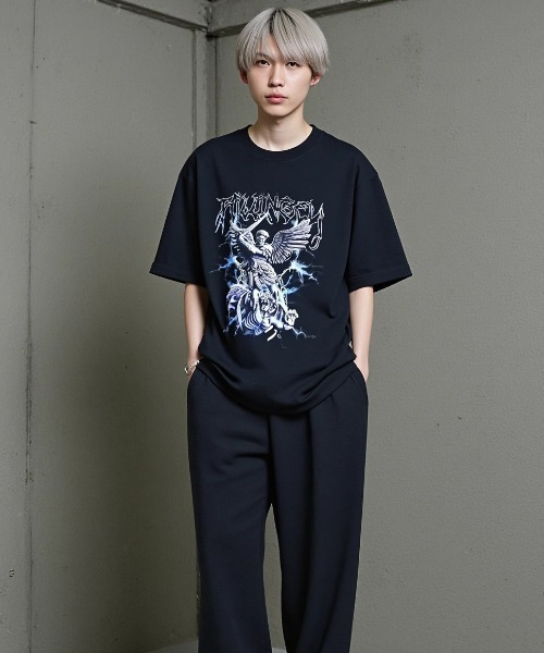 ARULE(アルール)の「A'GEM/9 × .kom 『ARULE/アルール』 グラフィックオーバーサイズTシャツ(Tシャツ/カットソー・メンズ・ブラック/ホワイト・FREE)」の4枚目の写真