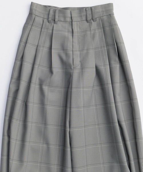 MAISON SPECIAL(メゾンスペシャル)の「Tuck Balloon Volume Pants/タックバルーンボリュームパンツ(スラックス・レディース・ブラウン/ブラック/グレー・38/36)」の14枚目の写真