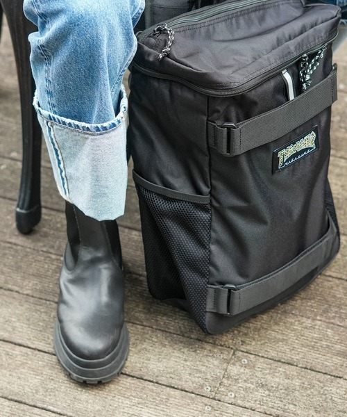 THRASHER（スラッシャー）の「【THRASHER/スラッシャー】BackPack　Box Kids 20L  撥水加工　リフレクター　スクエアデザイン バックパック（バックパック/リュック・メンズ・ブラック/ブラック系その他/ブラック×ホワイト・FREE）」の10枚目の写真