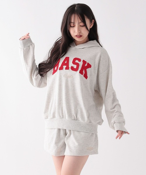 repipi armario（レピピ アルマリオ）の「ワッペンフーディセットアップ（セットアップ・キッズ・オートミール/ネイビー/グレー・SMALL/MEDIUM/LARGE）」の6枚目の写真