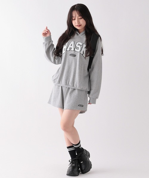 repipi armario（レピピ アルマリオ）の「ワッペンフーディセットアップ（セットアップ・キッズ・オートミール/ネイビー/グレー・SMALL/MEDIUM/LARGE）」の8枚目の写真