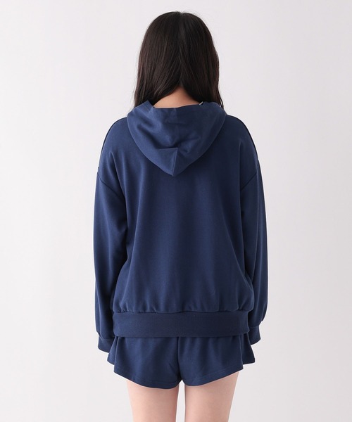 repipi armario（レピピ アルマリオ）の「ワッペンフーディセットアップ（セットアップ・キッズ・オートミール/ネイビー/グレー・SMALL/MEDIUM/LARGE）」の16枚目の写真