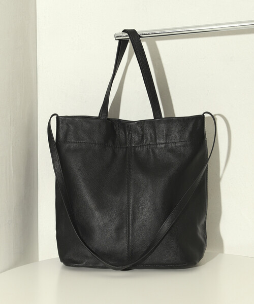 Firsthand（ファーストハンド）の「Firsthand/ファーストハンド ゴートレザー 2WAY トートバッグ / ヤギ革 / 撥水レザー（ショルダーバッグ・レディース・ブラック・ONE SIZE）」の5枚目の写真