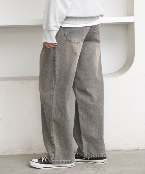 flaner（フラネ）の「Loose straight denim pants / ルーズストレートデニムパンツ（デニムパンツ・レディース・ブラック系その他/グレー・SMALL/MEDIUM/LARGE）」の7枚目の写真