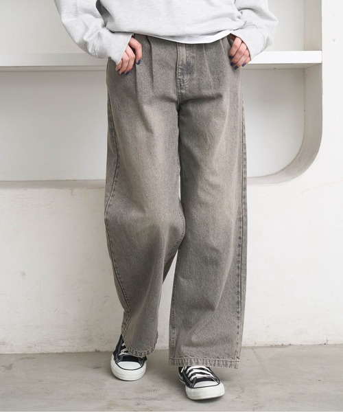 flaner（フラネ）の「Loose straight denim pants / ルーズストレートデニムパンツ（デニムパンツ・レディース・ブラック系その他/グレー・SMALL/MEDIUM/LARGE）」の6枚目の写真
