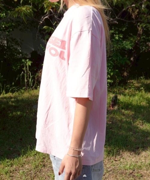 INTER FACTORY（インターファクトリー）の「FUKA - プリントTシャツ（Tシャツ/カットソー・レディース・ホワイト/ピンク・FREE）」の11枚目の写真