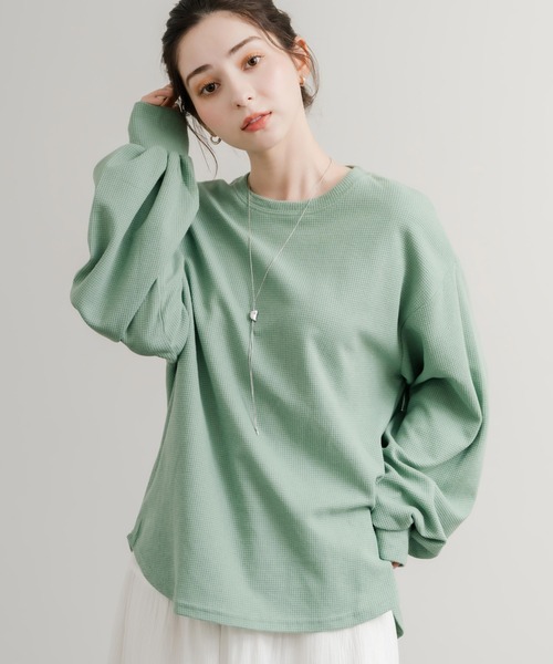 Rocky Monroe(ロッキーモンロー)の「オーバーサイズバルーンスリーブワッフルロングTシャツ(Tシャツ/カットソー・レディース・ブルー/チャコール/ホワイト/グリーン/ブラック/アイボリー/グレー・M/L)」の6枚目の写真