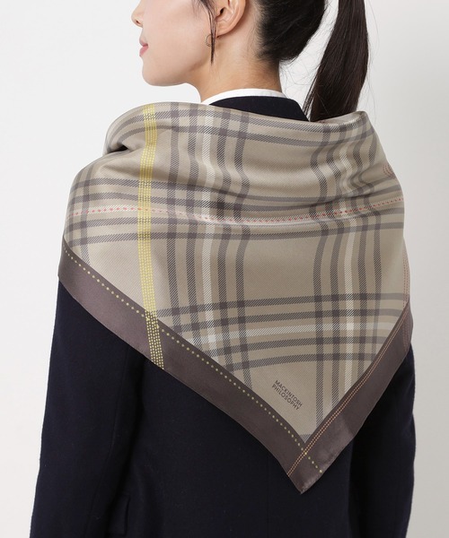 【未使用】Mackintoshシルクスカーフ⭐︎ダイアモンドシェイプシルク100% 婦人画報掲載】【Diamond Shape Scarf/ダイヤモンドシェイプスカーフ
