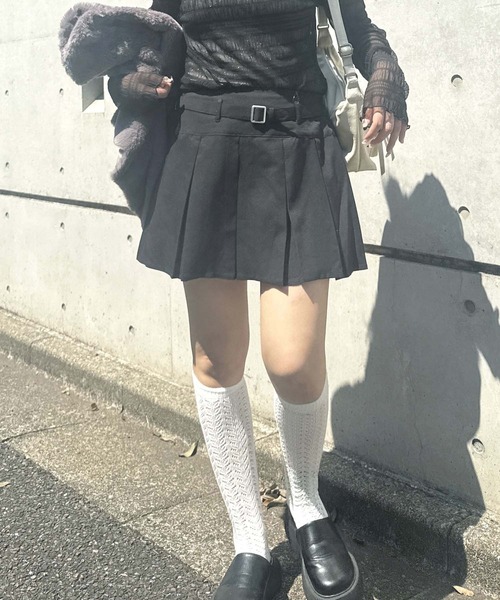 AS KNOW AS plus（アズノゥアズプラス）の「♪ベルト付プリーツミニスカート（スカート・レディース・グレー系その他/チャコールグレー/ブラック・FREE）」の8枚目の写真