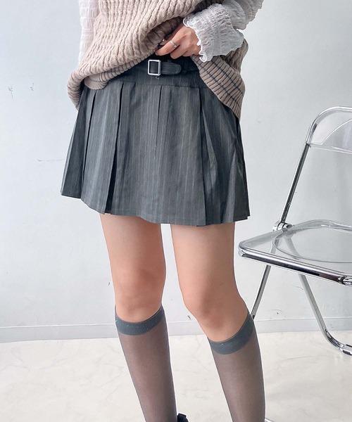 AS KNOW AS plus（アズノゥアズプラス）の「♪ベルト付プリーツミニスカート（スカート・レディース・グレー系その他/チャコールグレー/ブラック・FREE）」の12枚目の写真