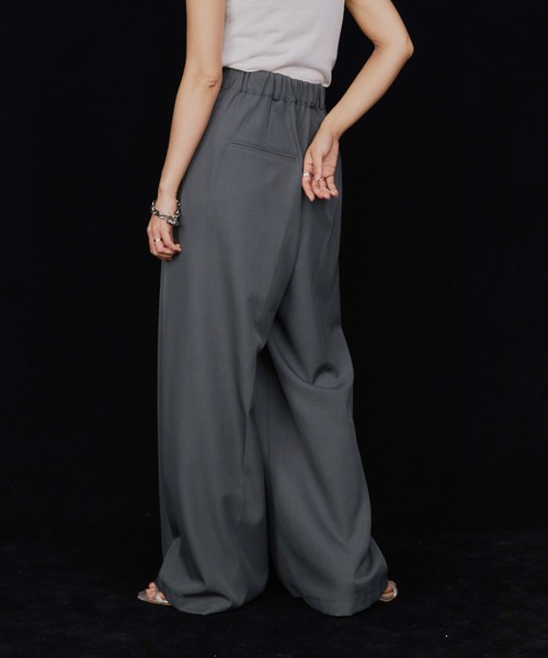 LIENCOEUR（リアンクール）の「2タックワイドスラックス（スラックス・レディース・ベージュ/ダークネイビー/ブラック/グレー・SMALL/MEDIUM）」の16枚目の写真