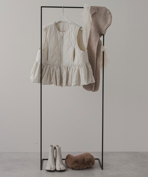 rectangle（レクタングル）の「フレアキルティングベスト（ベスト・レディース・アイボリー/ブラック・FREE）」の9枚目の写真