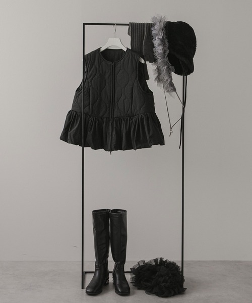 rectangle（レクタングル）の「フレアキルティングベスト（ベスト・レディース・アイボリー/ブラック・FREE）」の15枚目の写真