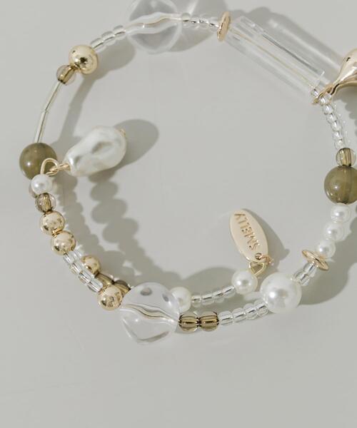 SMELLY(スメリー)の「マルチビーズカフブレスレット(ブレスレット・レディース・クリア・-)」の2枚目の写真