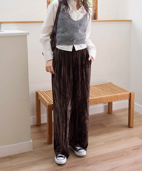 CHAN ME（チャンミ）の「ベロアタックワイドパンツ（その他パンツ・レディース・ダークブラウン/ブラック・MEDIUM/LARGE/X-LARGE）」の8枚目の写真