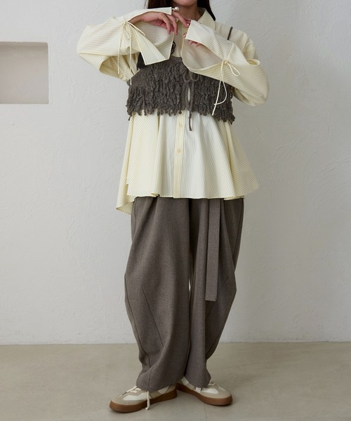 apres jour clair（アプレジュールクレア）の「【apres jour clair】袖リボンペプラムチュニックシャツ（シャツ/ブラウス・レディース・ブルー/ブラック/アイボリー・X-LARGE/フリー）」の10枚目の写真