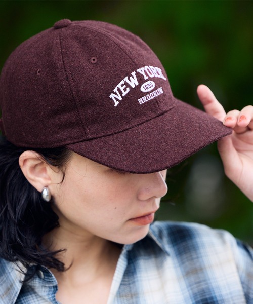 coca（coca）（コカ）の「フェイクウールロゴキャップ（キャップ・レディース・グリーン/ワイン・ONE SIZE）」の2枚目の写真