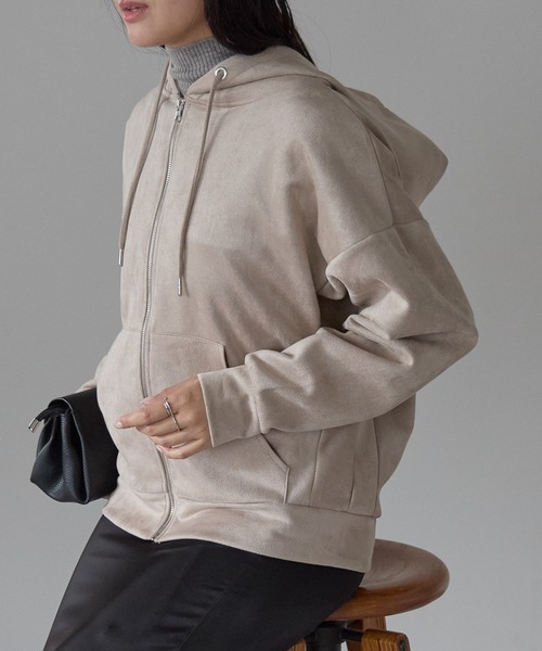 Fizz（フィズ）の「スウェードポンチドルマンパーカー（パーカー・レディース・ブラック/グレイッシュベージュ/アイボリー・M）」の8枚目の写真