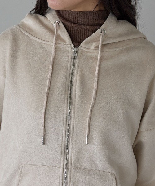 Fizz（フィズ）の「スウェードポンチドルマンパーカー（パーカー・レディース・ブラック/グレイッシュベージュ/アイボリー・M）」の21枚目の写真