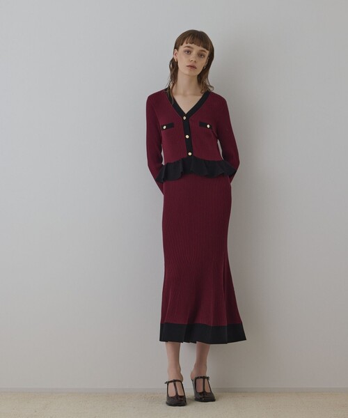 GRACE CONTINENTAL(グレースコンチネンタル)の「バイカラーニットワンピース(ワンピース・レディース・ホワイト/ボルドー/ブラック・36)」の3枚目の写真