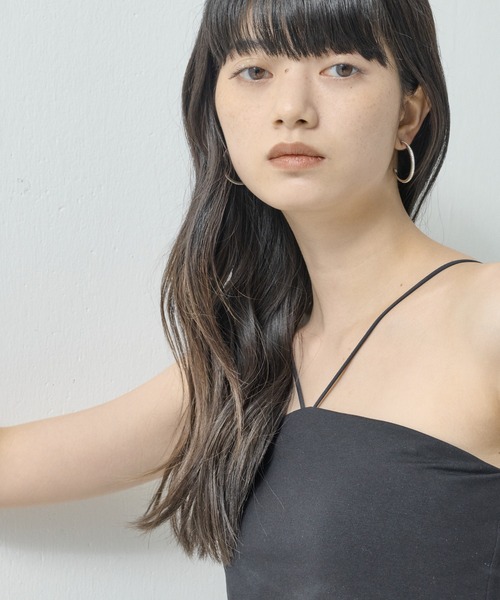 ORLEAN(オルレアン)の「【ORLEAN】ビジュー フープピアス ストーン(ピアス(両耳用)・レディース・ゴールド/シルバー・フリー)」の14枚目の写真