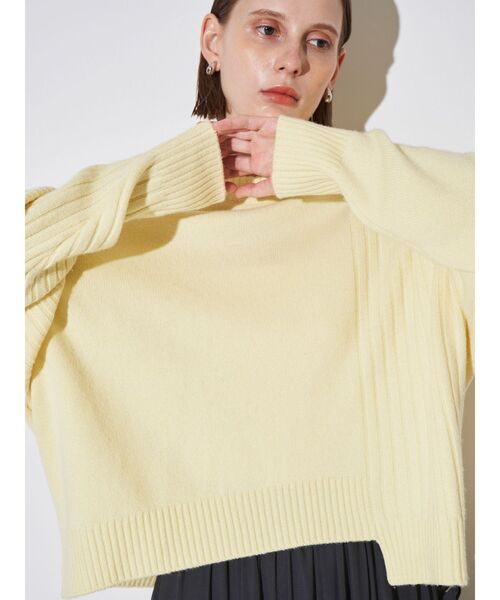 ELENDEEK（エレンディーク）の「アシンメトリ―ニット（ニット/セーター・レディース・ブラック/ボルドー/イエロー・FREE）」の21枚目の写真