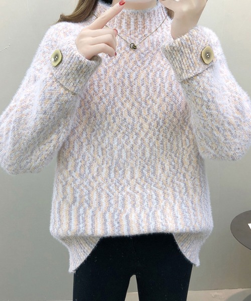2ly2(トゥーリートゥー)の「袖口ボタンデザインがアクセント!ふんわりニットトップス(ニット/セーター・レディース・グレー/ブルー/グリーン/ピンク/パープル・FREE)」の5枚目の写真