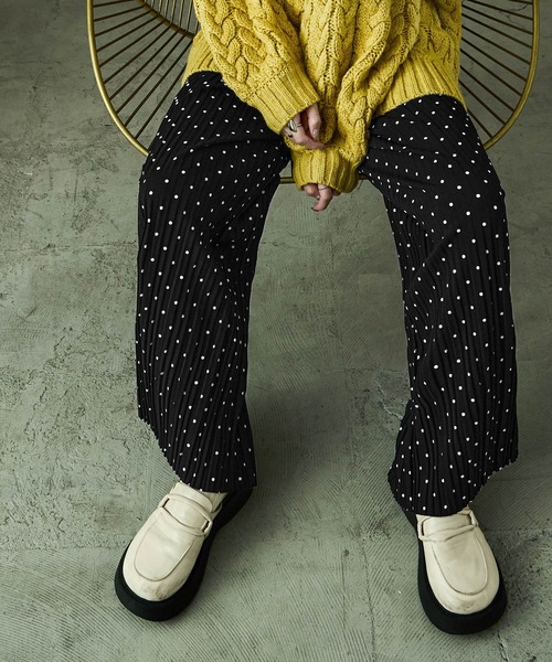 Fashion Letter（ファッションレター）の「ドットプリント プリーツイージーワイドパンツ（その他パンツ・レディース・ブラウン/ブラック・M/L）」の4枚目の写真