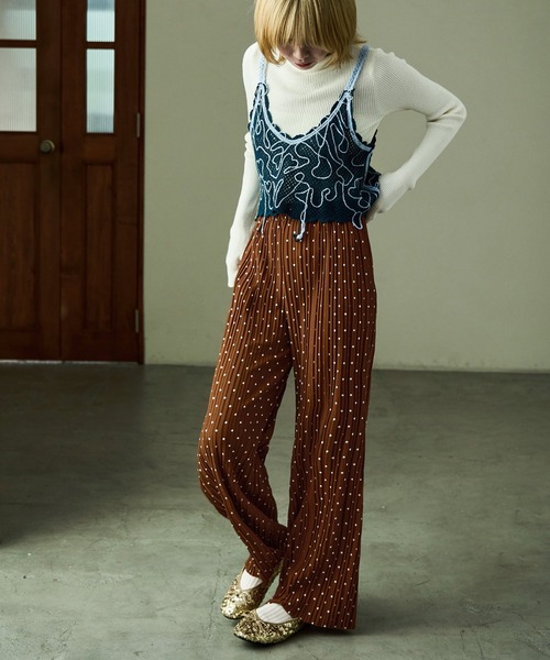 Fashion Letter（ファッションレター）の「ドットプリント プリーツイージーワイドパンツ（その他パンツ・レディース・ブラウン/ブラック・M/L）」の16枚目の写真