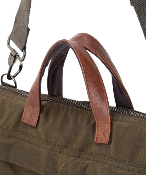 AVIREX(アヴィレックス)の「MILITARY FABRIC OILED CLOTH HELMET BAG / ミリタリー ファブリック クロス ヘルメットバッグ / AVIREX / アヴィレックス(ショルダーバッグ・メンズ・オリーブ系/ブラック・F)」の13枚目の写真