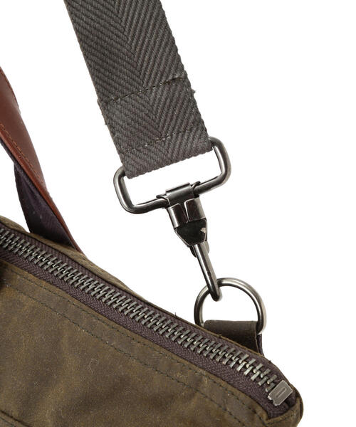 AVIREX(アヴィレックス)の「MILITARY FABRIC OILED CLOTH HELMET BAG / ミリタリー ファブリック クロス ヘルメットバッグ / AVIREX / アヴィレックス(ショルダーバッグ・メンズ・オリーブ系/ブラック・F)」の14枚目の写真