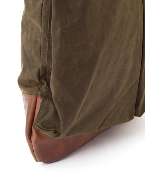 AVIREX(アヴィレックス)の「MILITARY FABRIC OILED CLOTH HELMET BAG / ミリタリー ファブリック クロス ヘルメットバッグ / AVIREX / アヴィレックス(ショルダーバッグ・メンズ・オリーブ系/ブラック・F)」の20枚目の写真